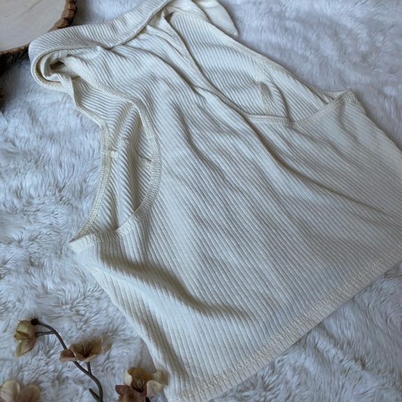 Urban Outfitters | Cream High Neck Button Down Tank - Picture 4 of 4